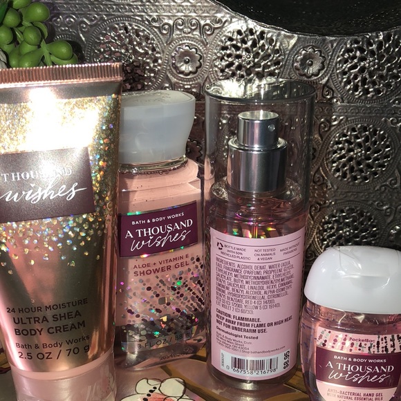 Bath and body Works A Thousand  wishes travel size gift set - Picture 3 of 3